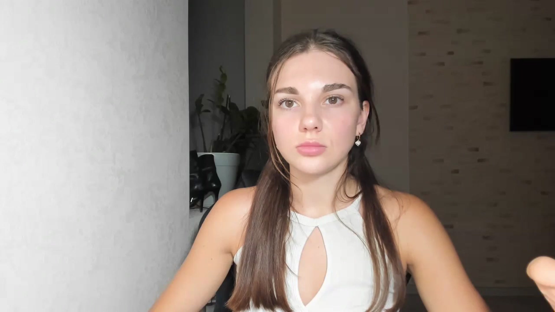 Gallery image thumbnail from Mihellii's myfreecams stream on, 08/30/2024, 23:10 image 5 of 20