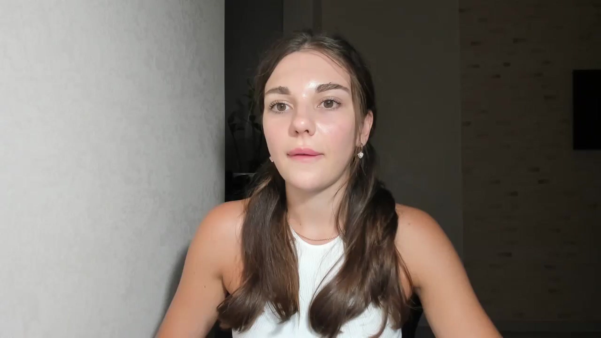 Gallery image thumbnail from Mihellii's myfreecams stream on, 09/01/2024, 20:21 image 7 of 20