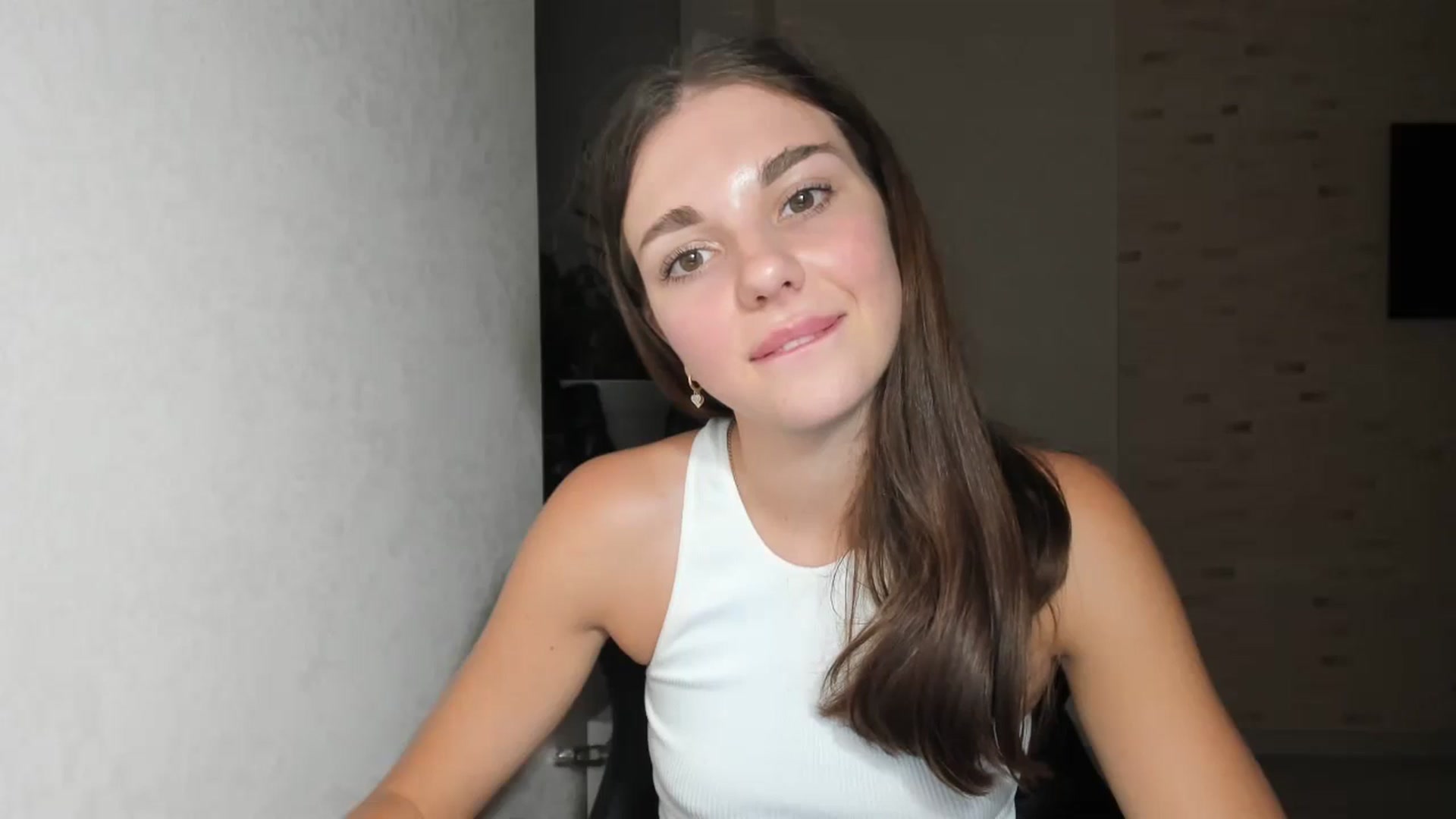 Gallery image thumbnail from Mihellii's myfreecams stream on, 09/02/2024, 19:36 image 15 of 20