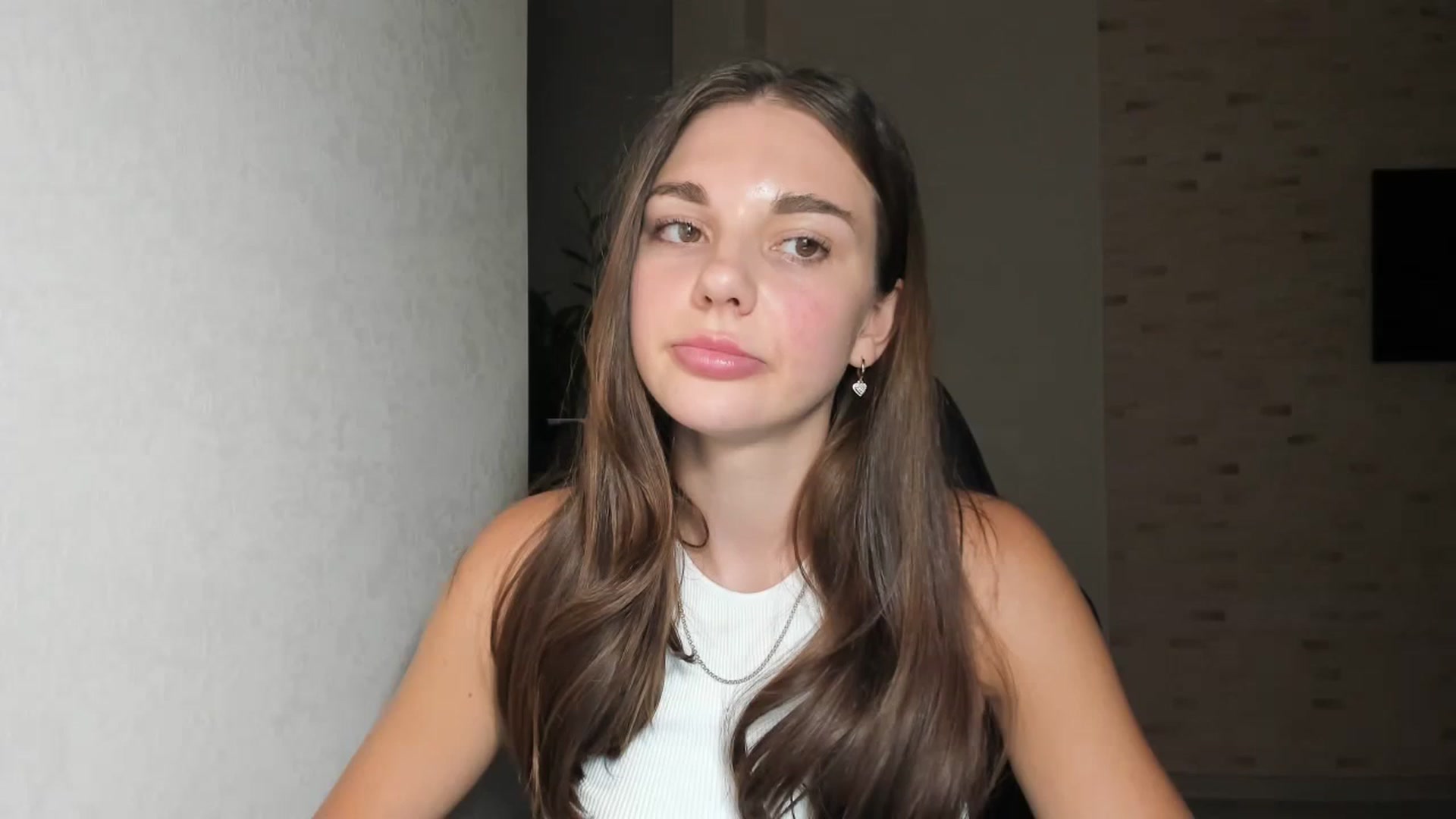 Gallery image thumbnail from Mihellii's myfreecams stream on, 09/02/2024, 22:18 image 12 of 20