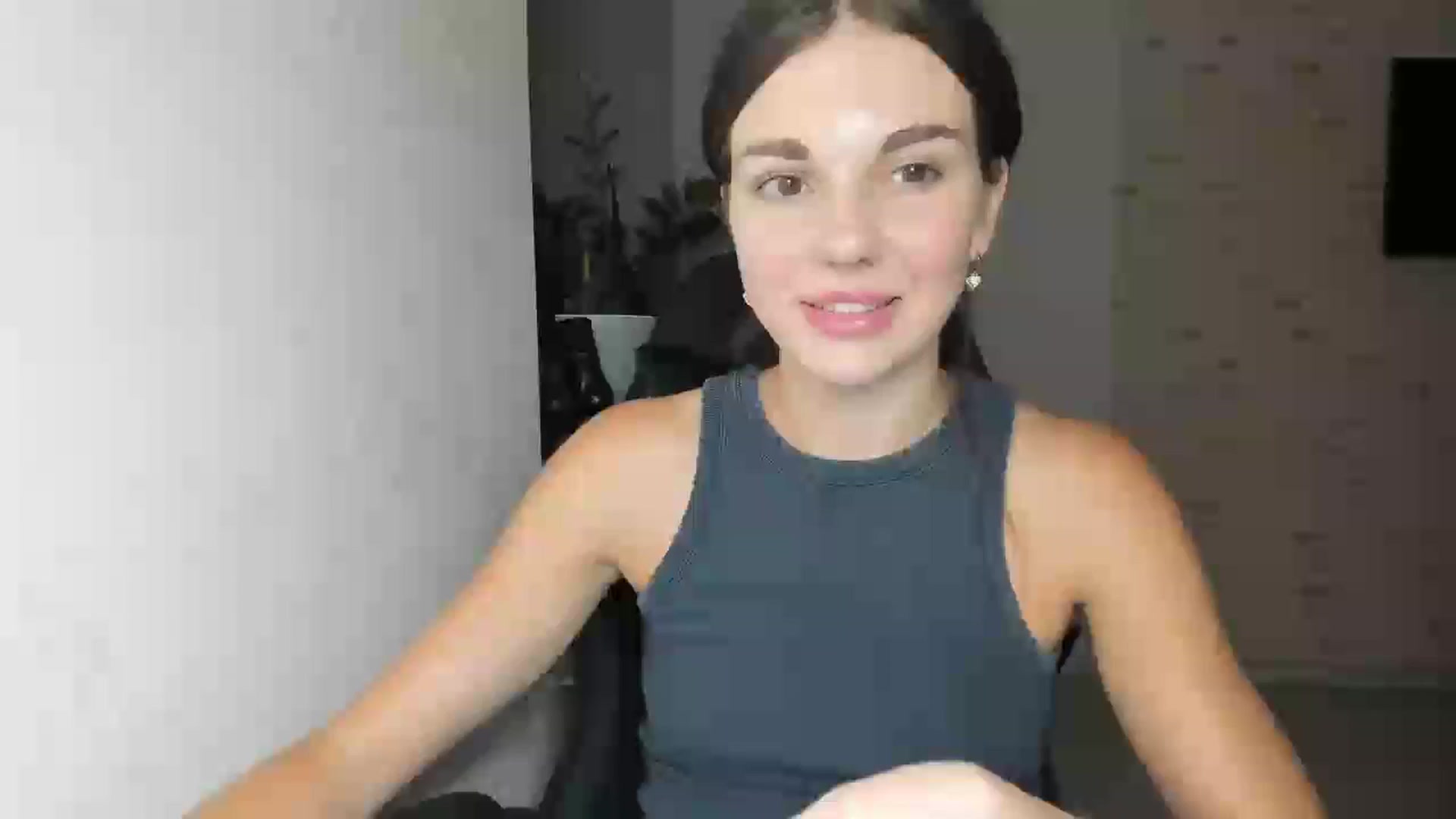 Gallery image thumbnail from Mihellii's myfreecams stream on, 09/03/2024, 21:41 image 5 of 20