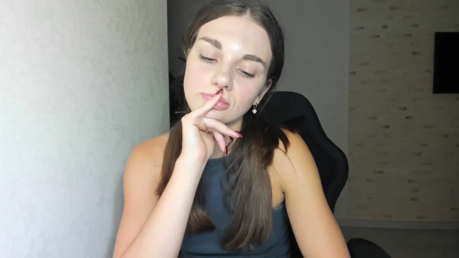 Gallery image thumbnail from Mihellii's myfreecams stream on, 09/03/2024, 22:10 image 7 of 20