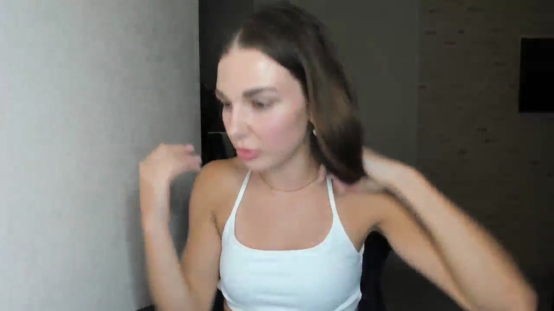 Gallery image thumbnail from Mihellii's myfreecams stream on, 09/04/2024, 18:52 image 4 of 20