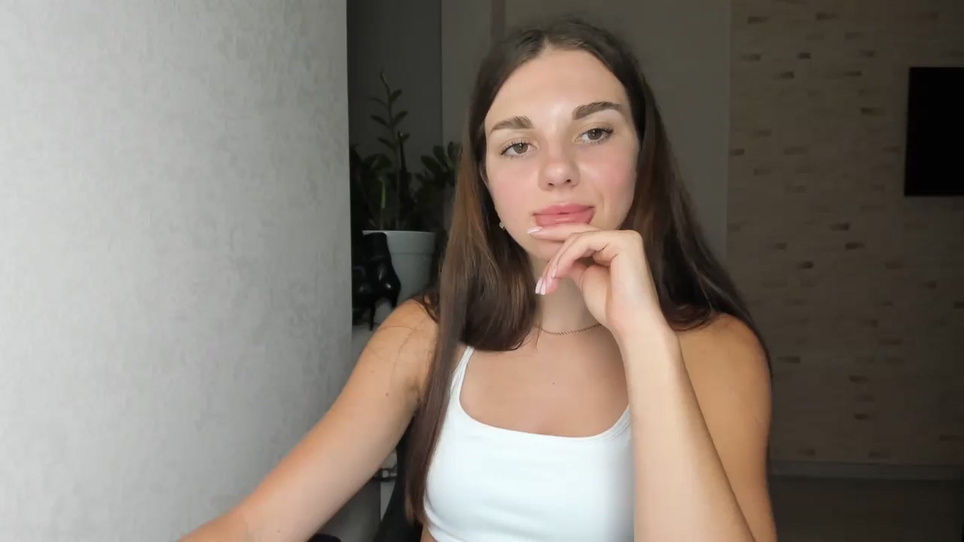 Gallery image thumbnail from Mihellii's myfreecams stream on, 09/04/2024, 18:52 image 18 of 20