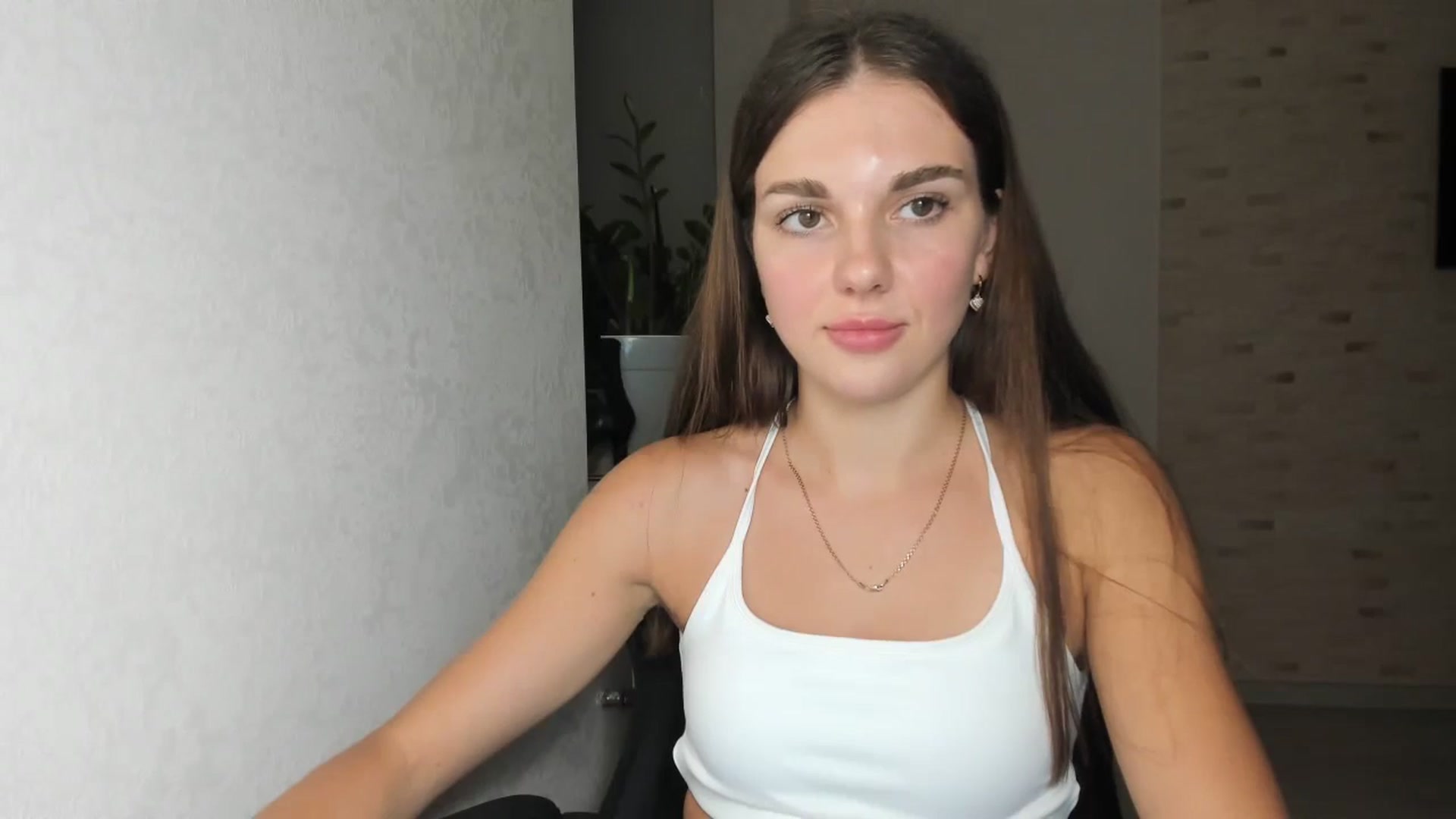 Gallery image thumbnail from Mihellii's myfreecams stream on, 09/04/2024, 21:59 image 4 of 20