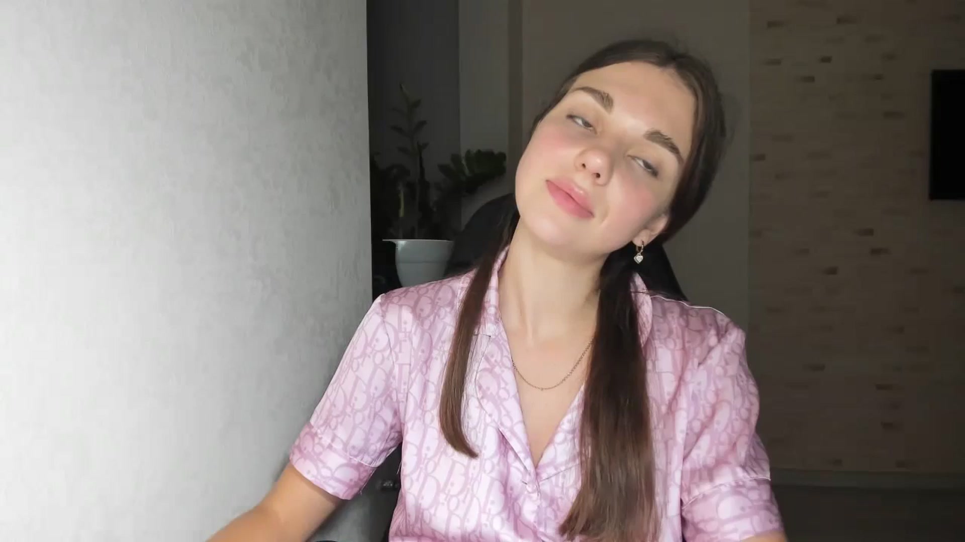 Gallery image thumbnail from Mihellii's myfreecams stream on, 09/05/2024, 18:47 image 1 of 20