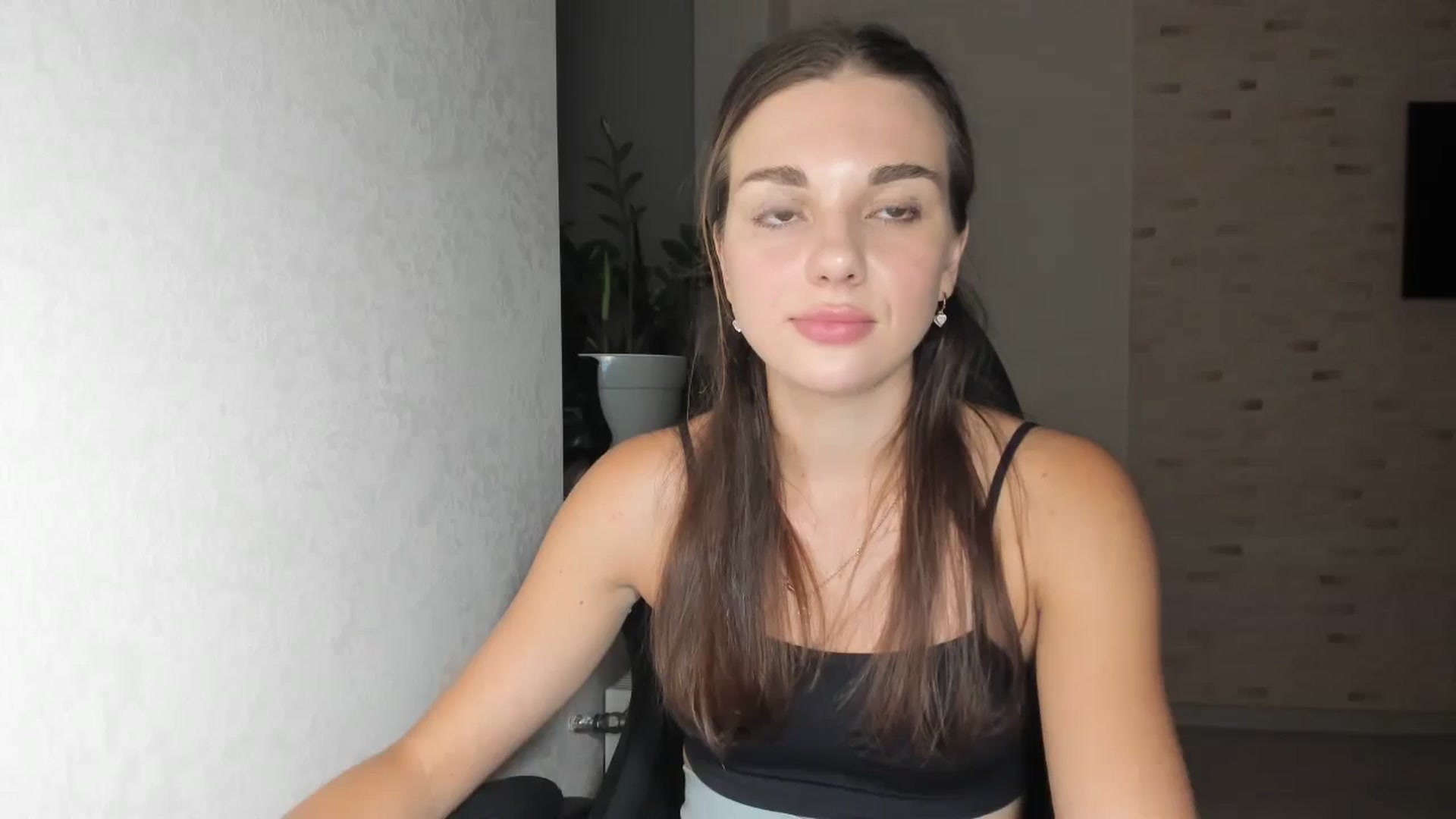 Gallery image thumbnail from Mihellii's myfreecams stream on, 09/06/2024, 20:23 image 6 of 20