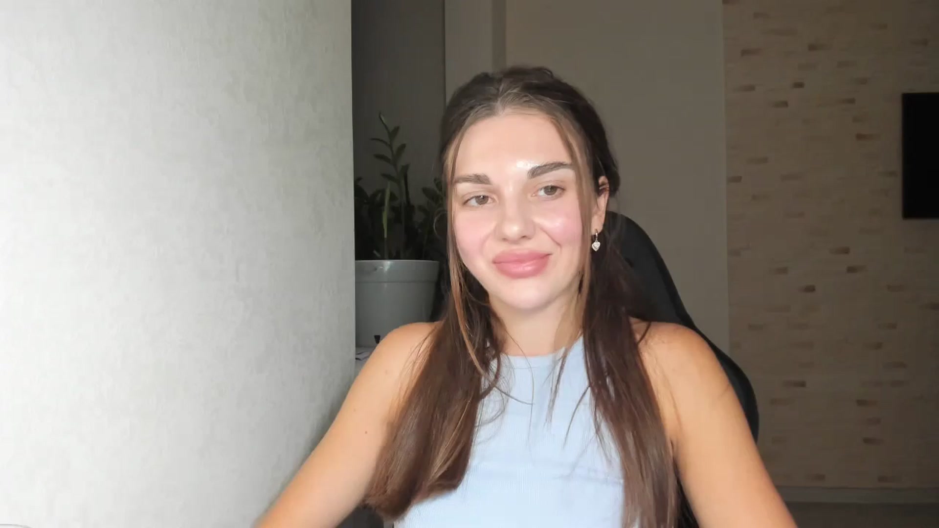 Gallery image thumbnail from Mihellii's myfreecams stream on, 09/08/2024, 20:28 image 4 of 20