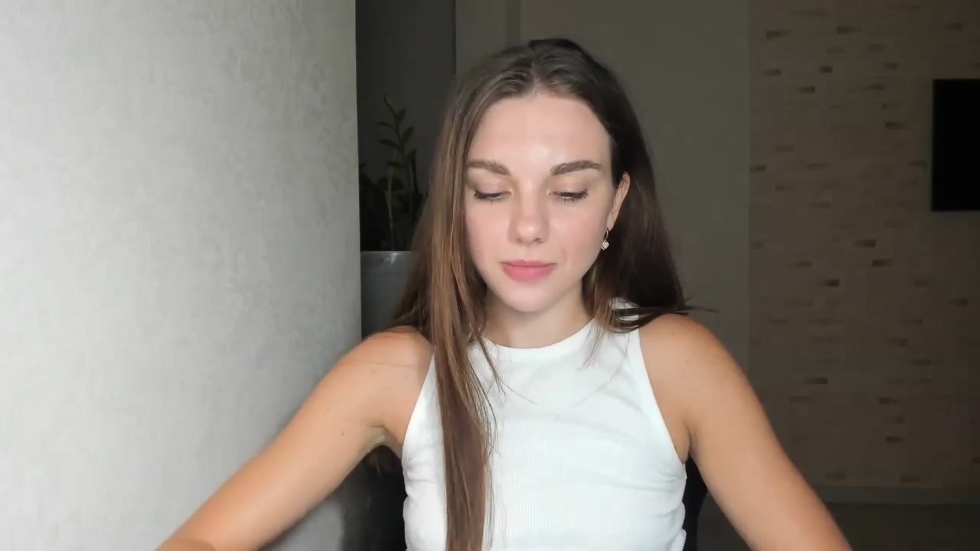 Gallery image thumbnail from Mihellii's myfreecams stream on, 09/10/2024, 19:08 image 16 of 20