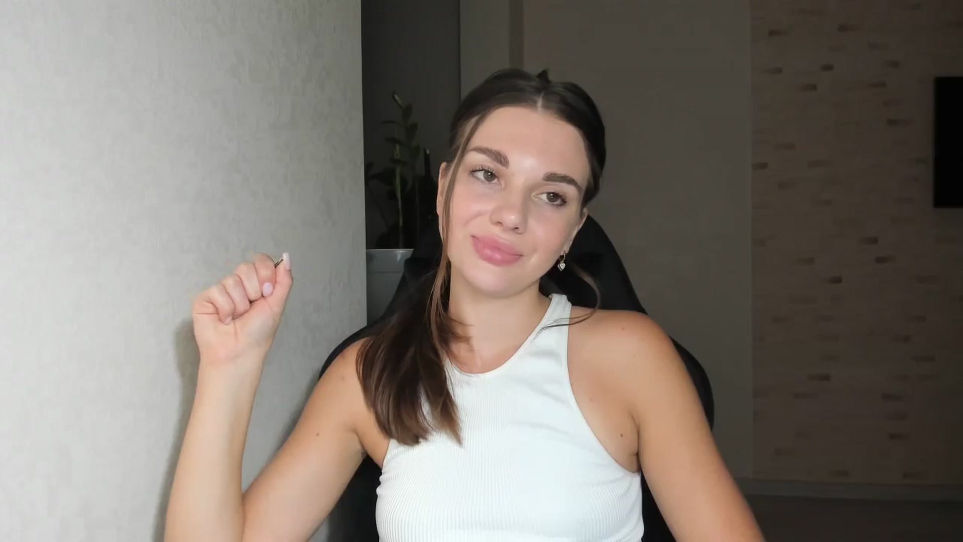 Gallery image thumbnail from Mihellii's myfreecams stream on, 09/11/2024, 22:24 image 14 of 20