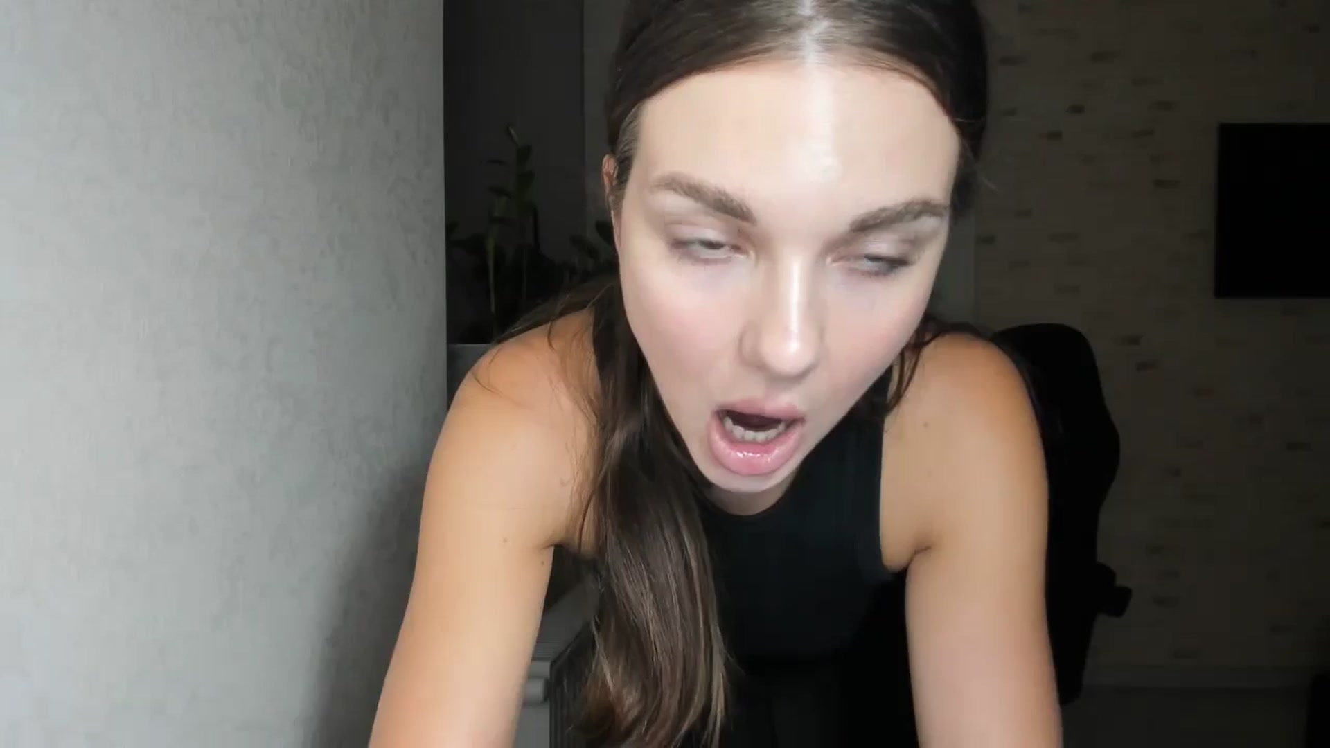 Gallery image thumbnail from Mihellii's myfreecams stream on, 09/12/2024, 16:25 image 7 of 20
