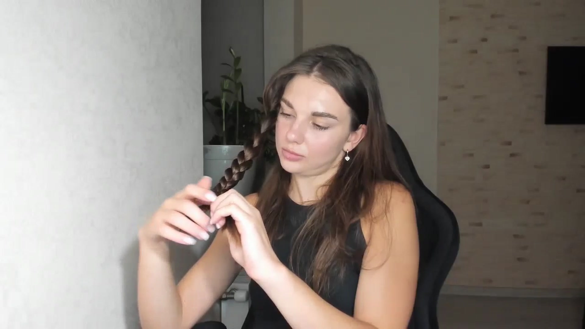 Gallery image thumbnail from Mihellii's myfreecams stream on, 09/12/2024, 21:00 image 12 of 20