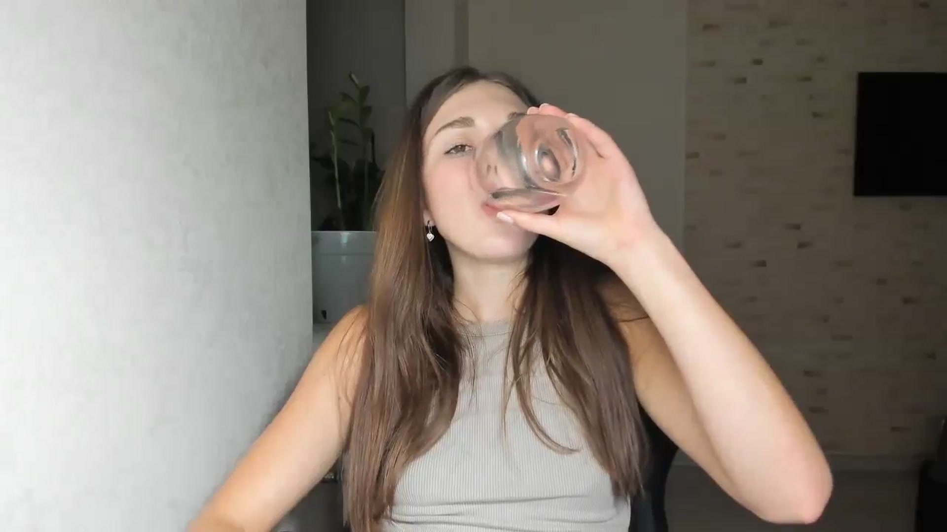 Gallery image thumbnail from Mihellii's myfreecams stream on, 09/15/2024, 22:14 image 15 of 20