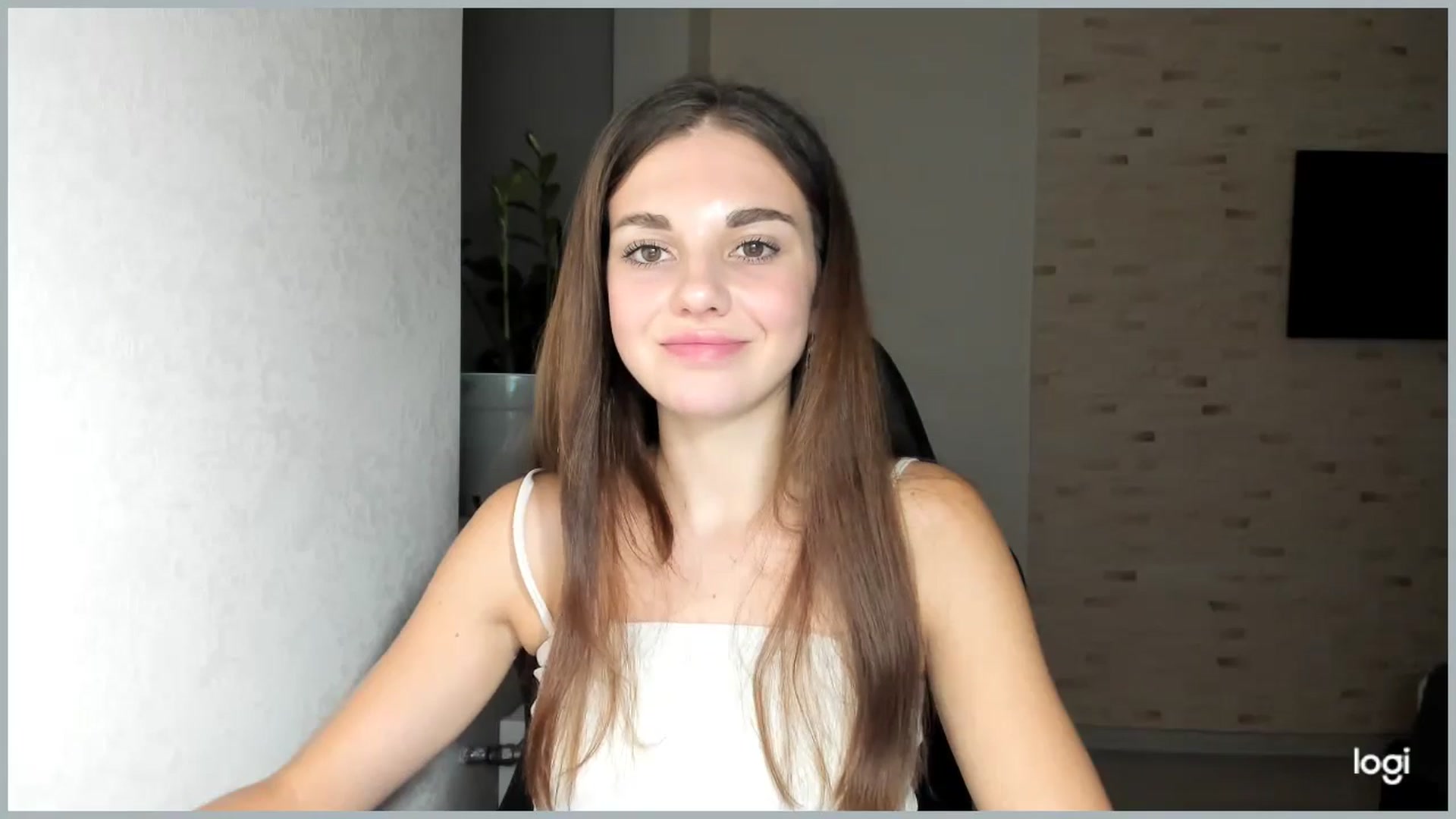Gallery image thumbnail from Mihellii's myfreecams stream on, 09/16/2024, 18:06 image 10 of 20