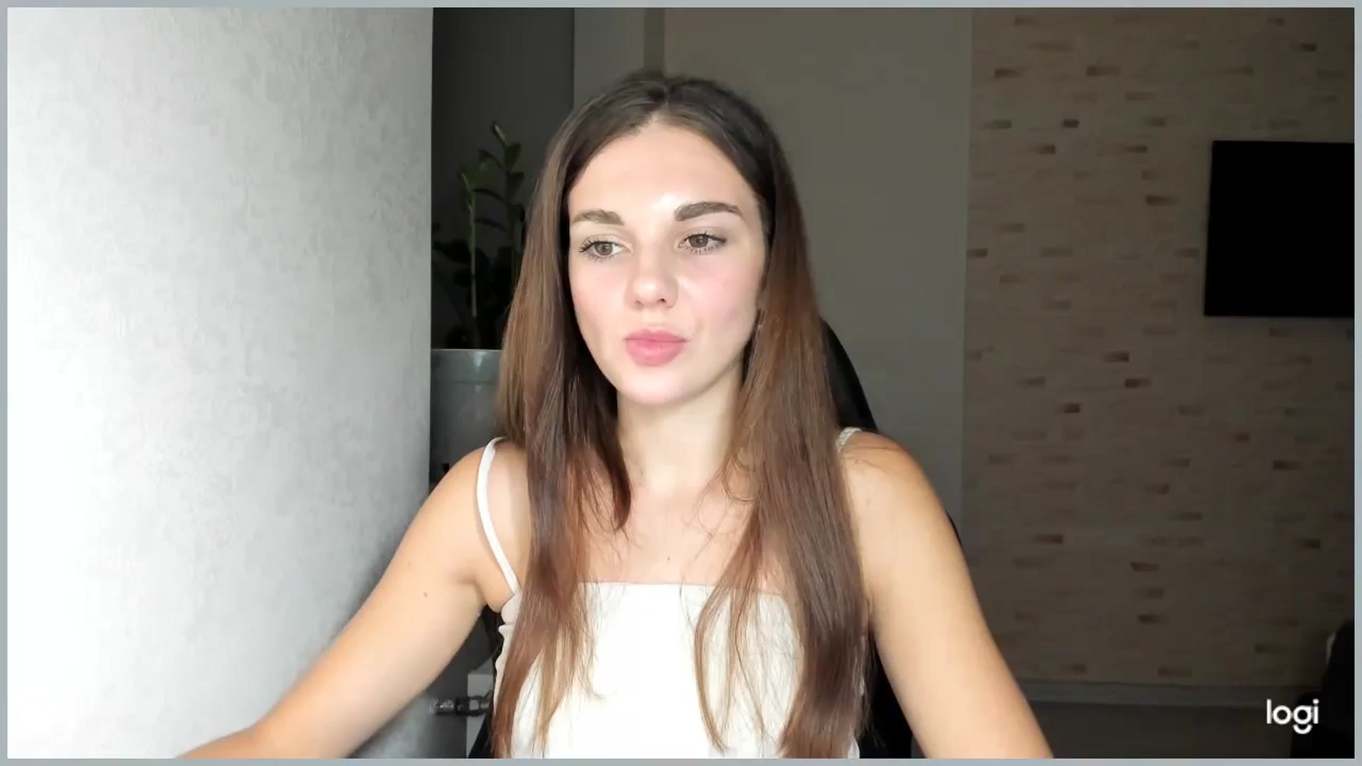 Gallery image thumbnail from Mihellii's myfreecams stream on, 09/16/2024, 18:06 image 12 of 20