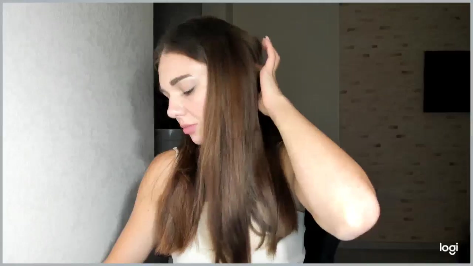 Gallery image thumbnail from Mihellii's myfreecams stream on, 09/16/2024, 18:34 image 4 of 20