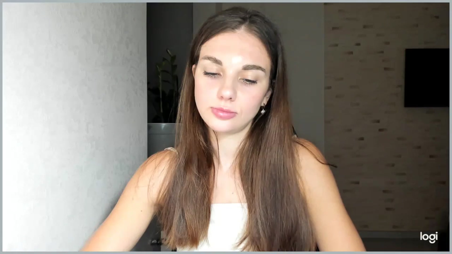 Gallery image thumbnail from Mihellii's myfreecams stream on, 09/16/2024, 18:34 image 2 of 20
