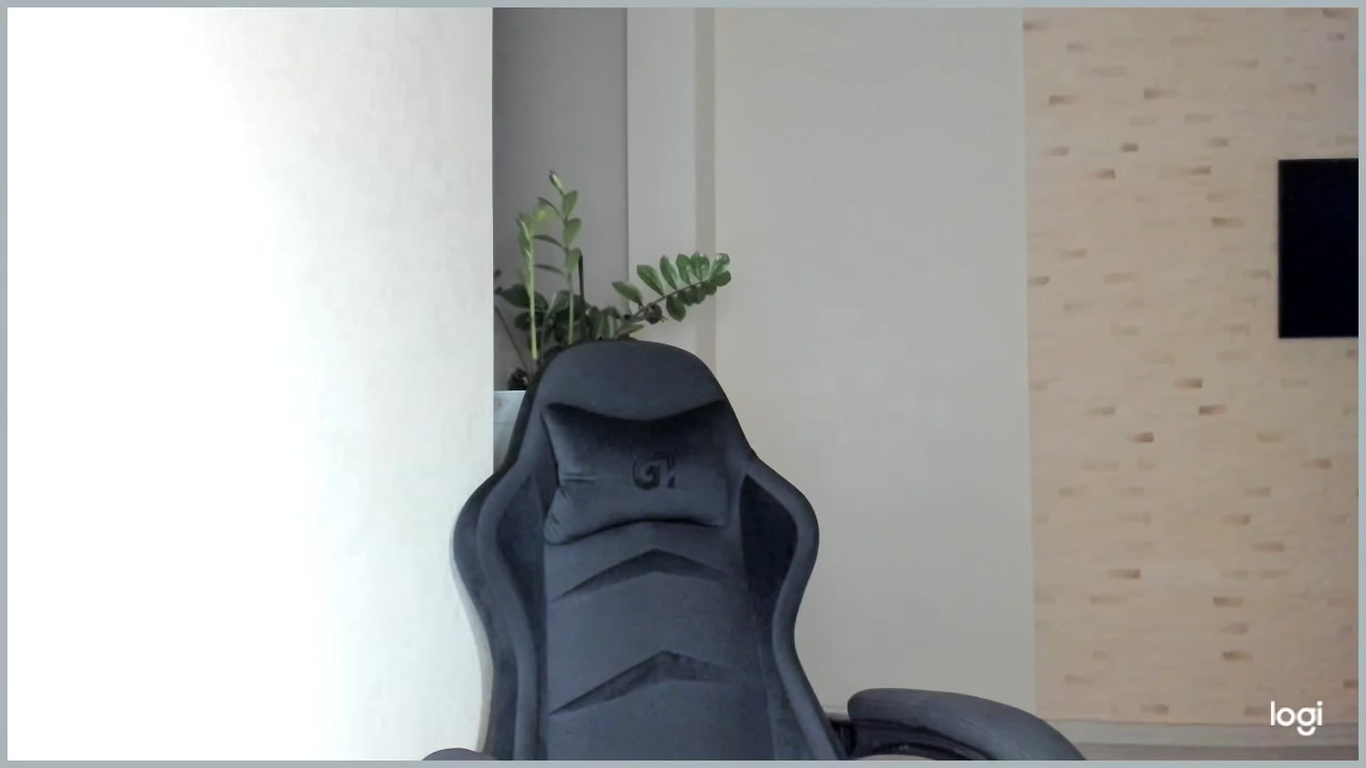 Gallery image thumbnail from Mihellii's myfreecams stream on, 09/17/2024, 04:23 image 1 of 20