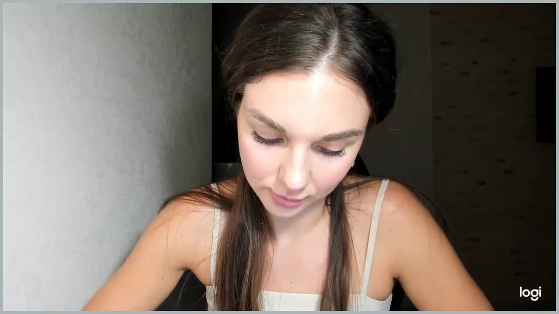 Gallery image thumbnail from Mihellii's myfreecams stream on, 09/17/2024, 04:17 image 17 of 20