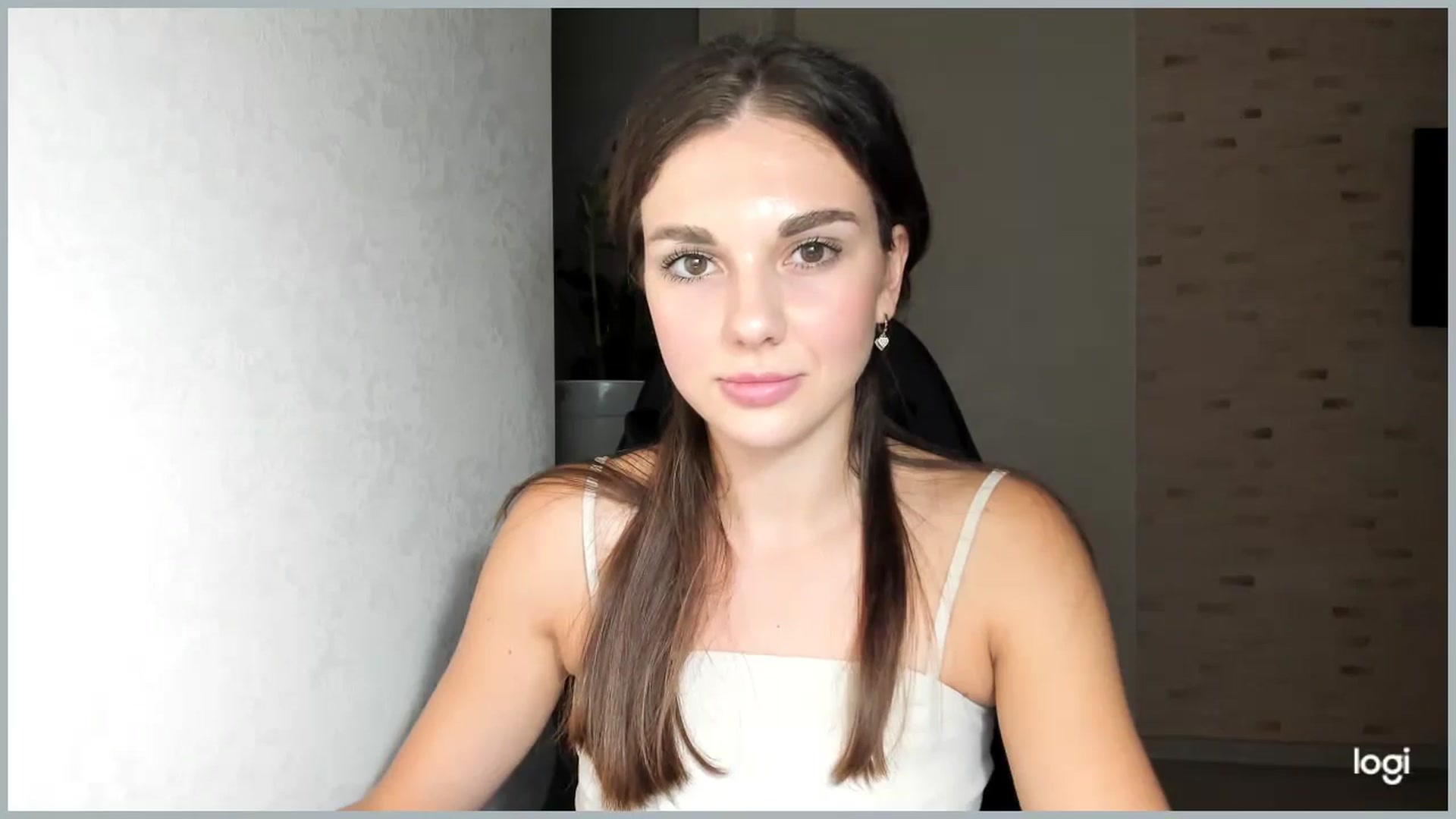 Gallery image thumbnail from Mihellii's myfreecams stream on, 09/17/2024, 04:17 image 18 of 20