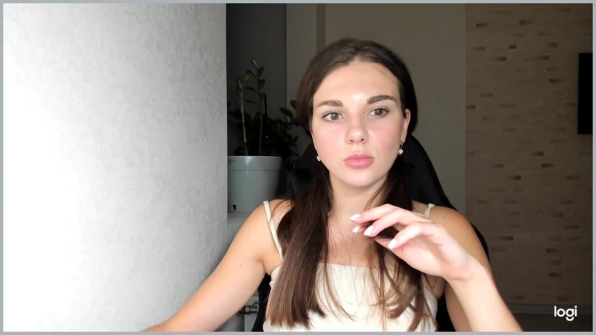 Gallery image thumbnail from Mihellii's myfreecams stream on, 09/17/2024, 04:19 image 9 of 20