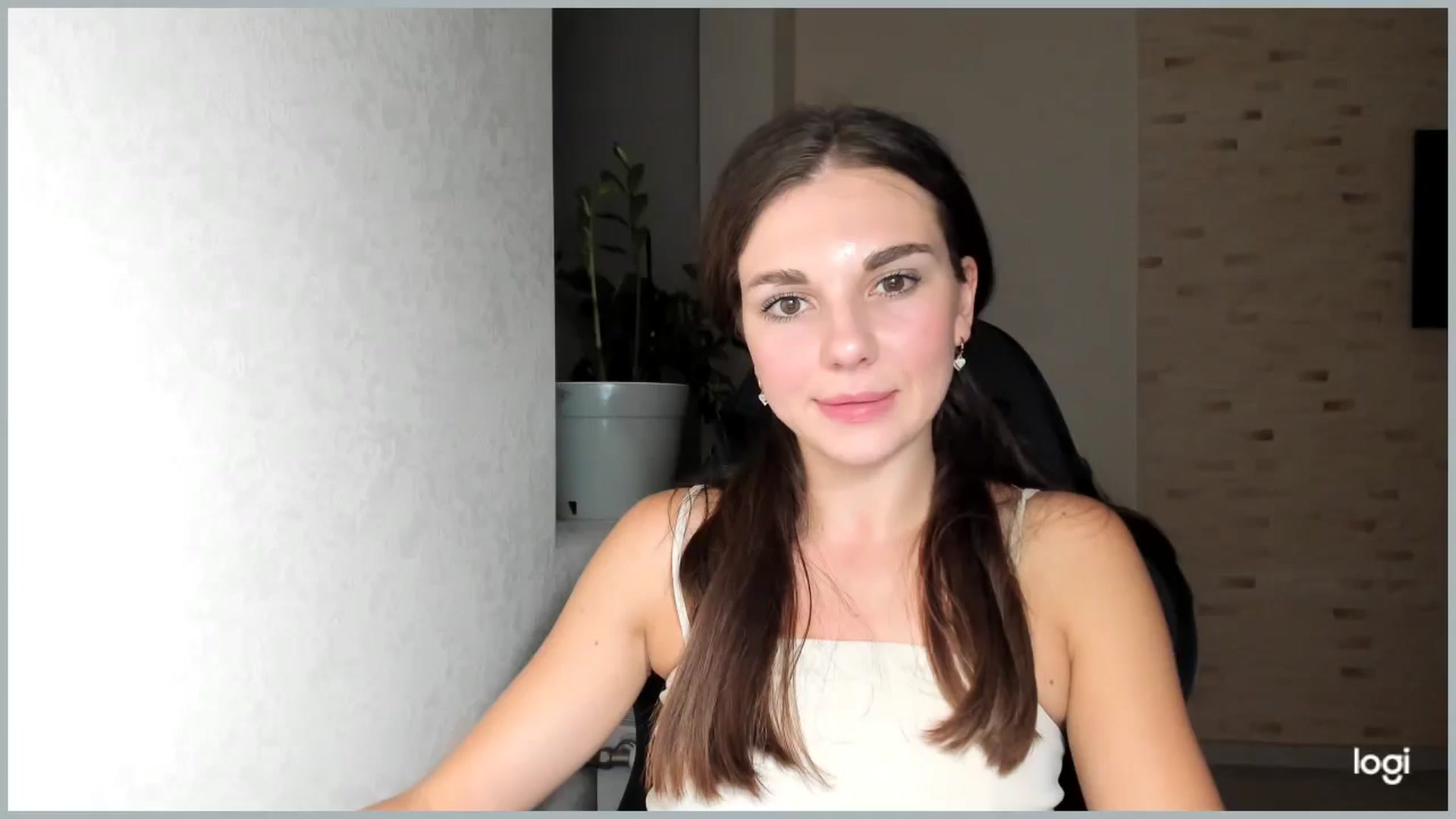 Gallery image thumbnail from Mihellii's myfreecams stream on, 09/17/2024, 04:19 image 10 of 20