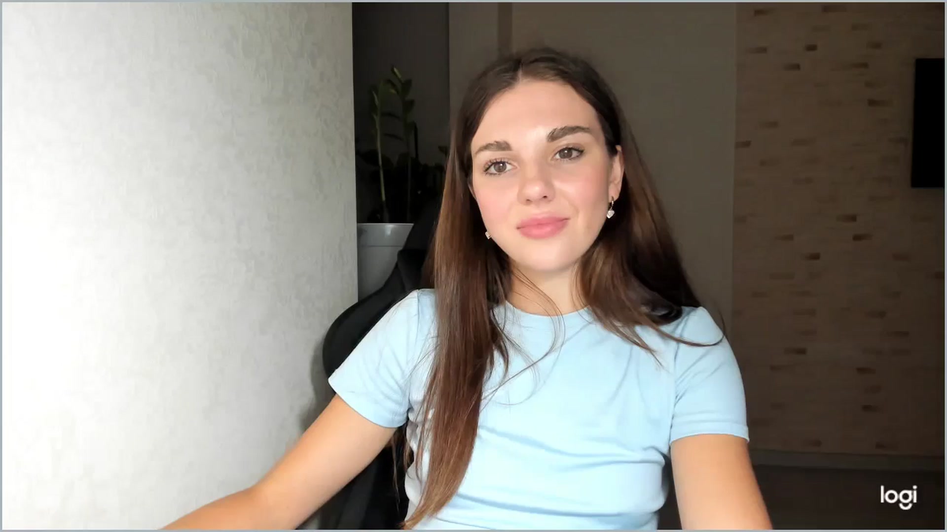 Gallery image thumbnail from Mihellii's myfreecams stream on, 09/18/2024, 21:56 image 2 of 20