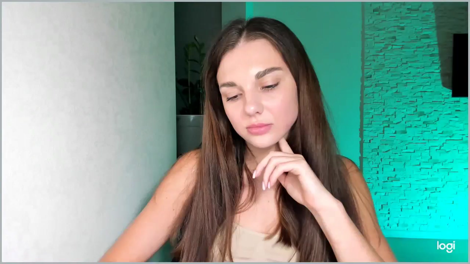 Gallery image thumbnail from Mihellii's myfreecams stream on, 09/19/2024, 20:08 image 13 of 20