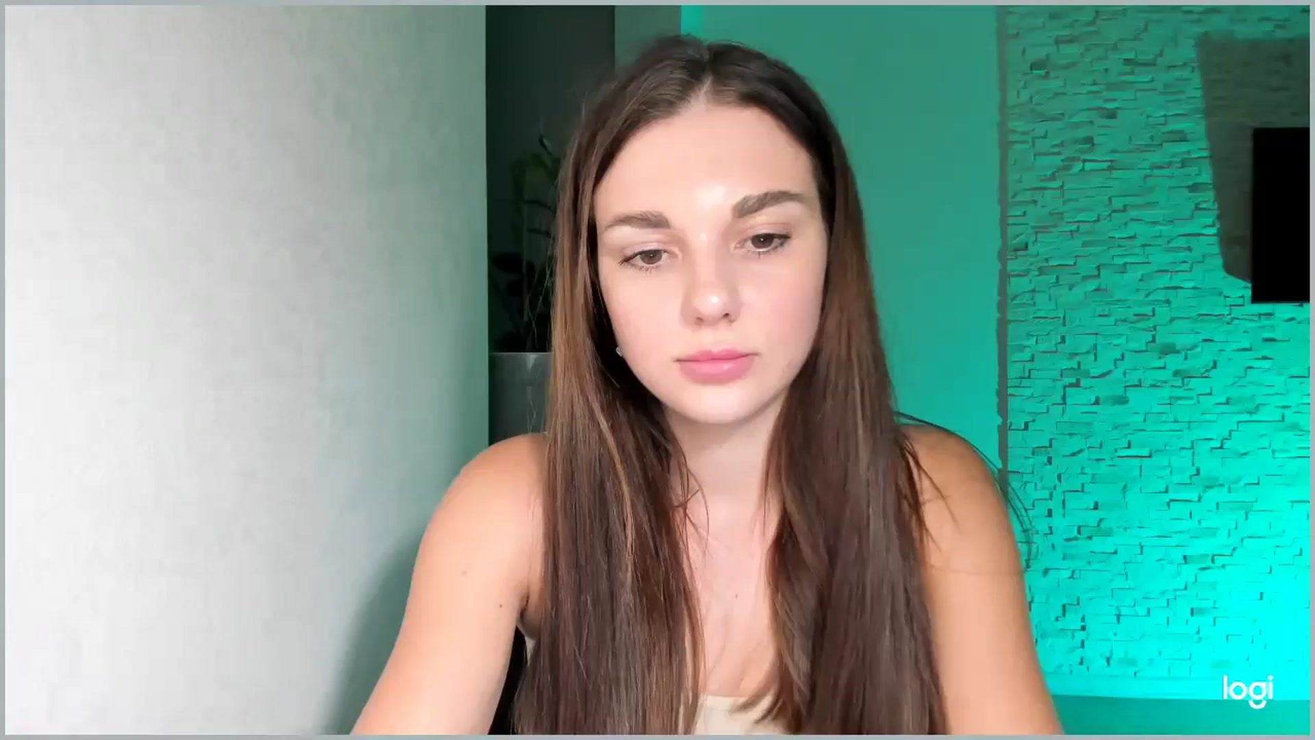 Gallery image thumbnail from Mihellii's myfreecams stream on, 09/19/2024, 20:08 image 12 of 20
