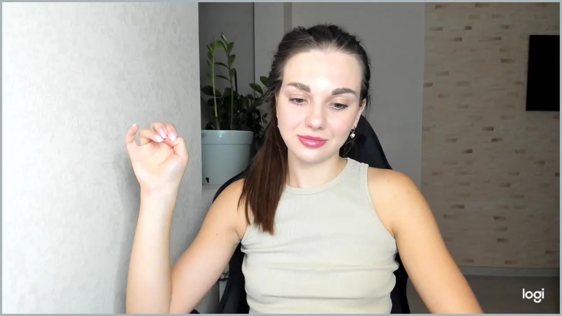 Gallery image thumbnail from Mihellii's myfreecams stream on, 09/20/2024, 18:16 image 3 of 20