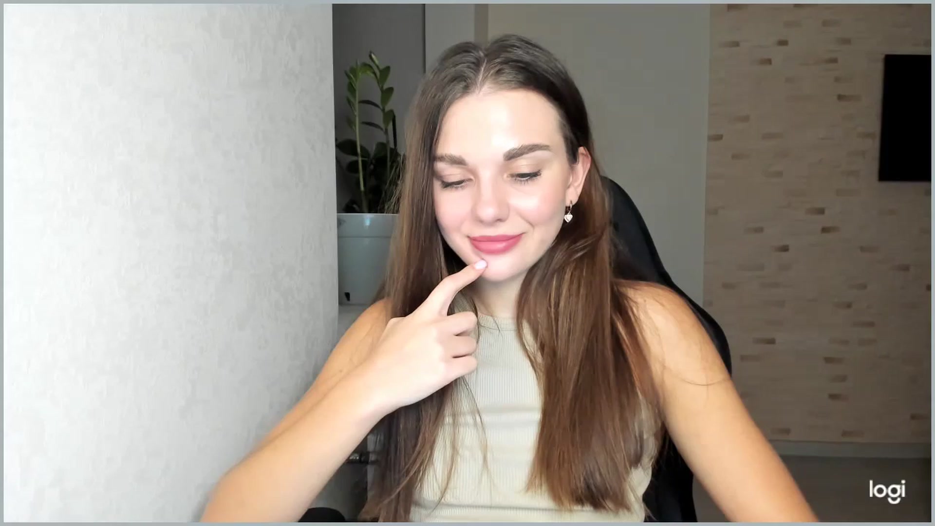 Gallery image thumbnail from Mihellii's myfreecams stream on, 09/20/2024, 18:16 image 11 of 20