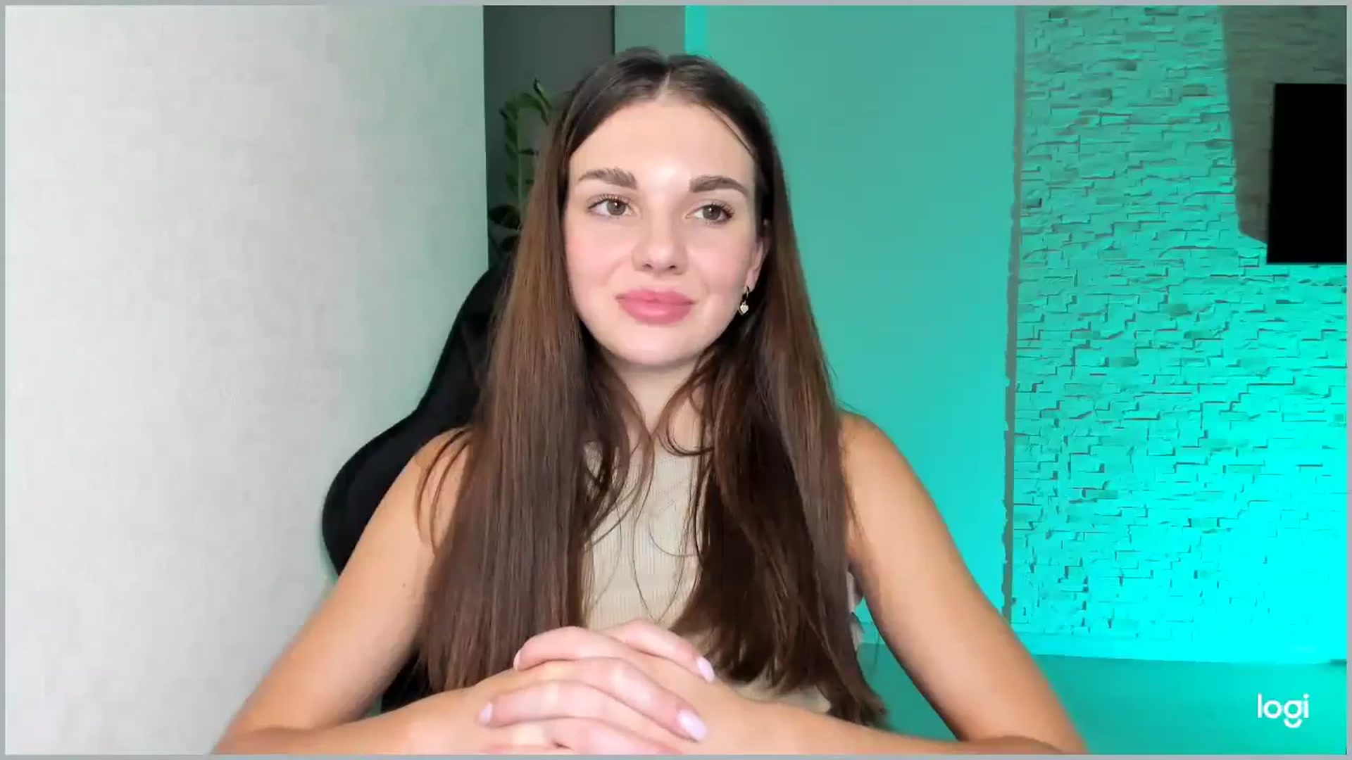 Gallery image thumbnail from Mihellii's myfreecams stream on, 09/20/2024, 21:35 image 7 of 20