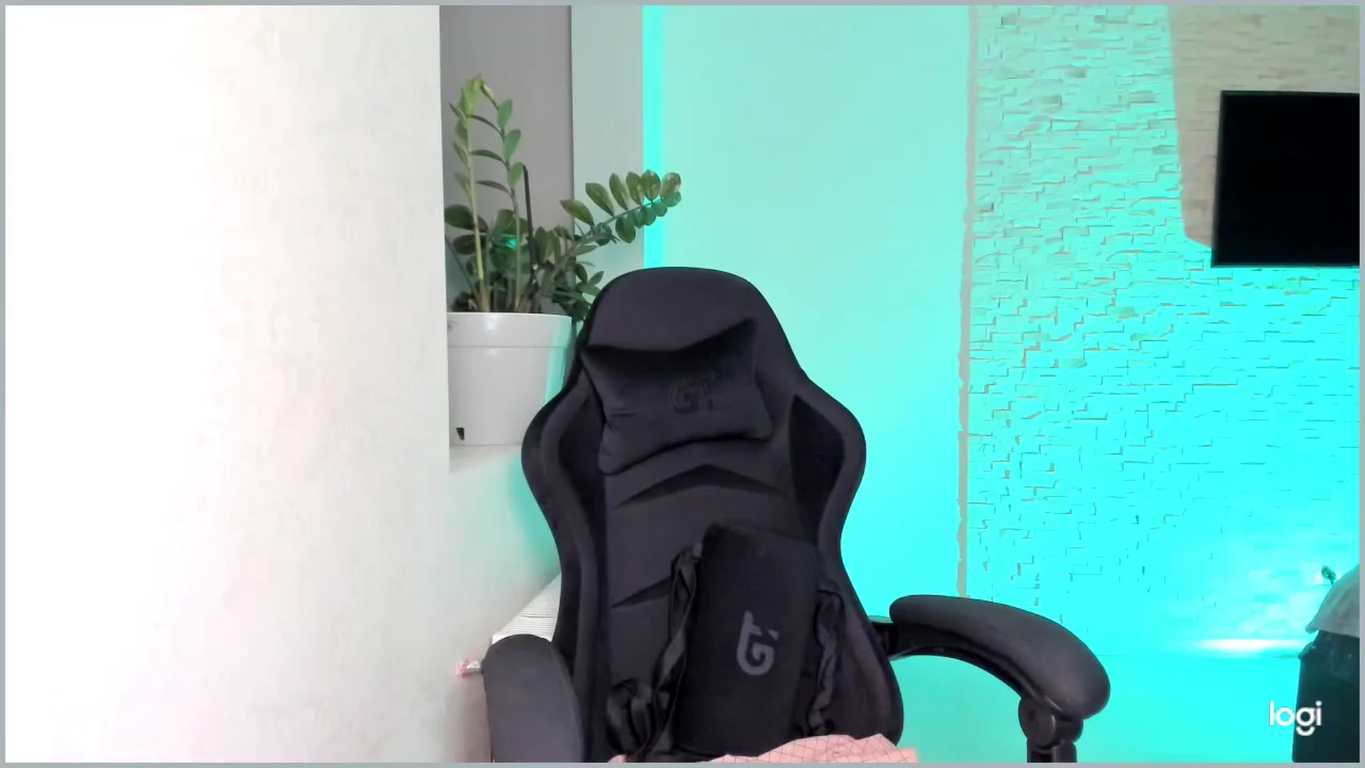 Gallery image thumbnail from Mihellii's myfreecams stream on, 09/21/2024, 19:32 image 1 of 20