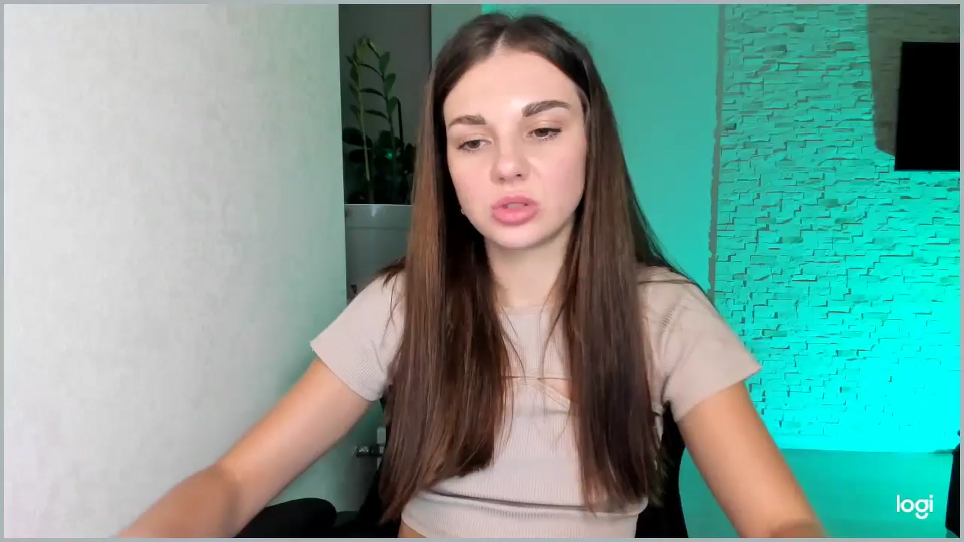 Gallery image thumbnail from Mihellii's myfreecams stream on, 09/21/2024, 22:00 image 14 of 20