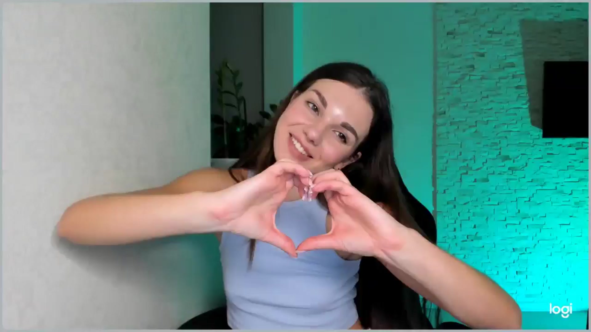 Gallery image thumbnail from Mihellii's myfreecams stream on, 09/22/2024, 20:52 image 14 of 20