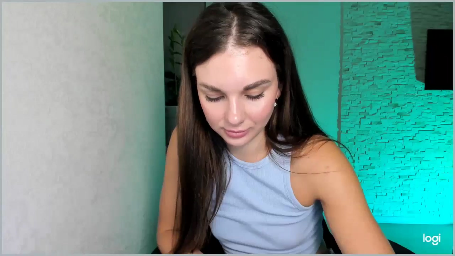 Gallery image thumbnail from Mihellii's myfreecams stream on, 09/22/2024, 22:51 image 14 of 20