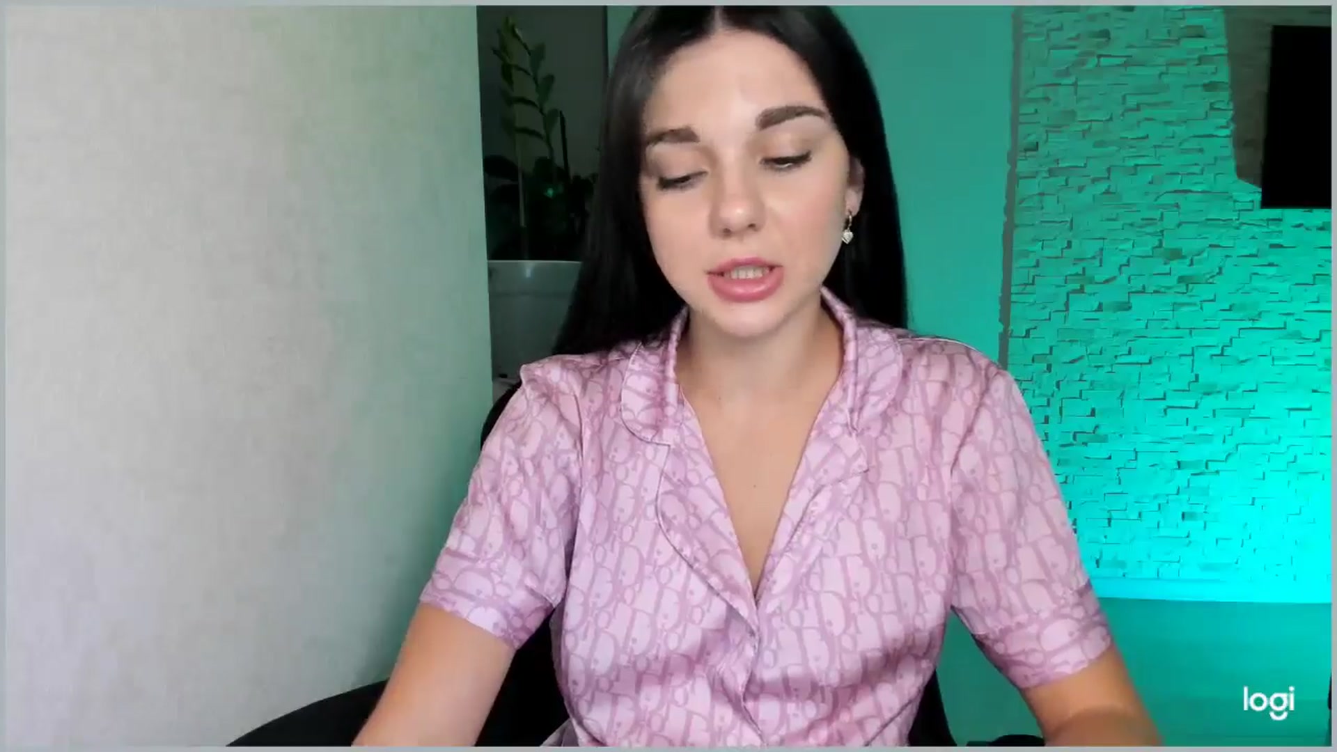 Gallery image thumbnail from Mihellii's myfreecams stream on, 09/23/2024, 16:56 image 13 of 20