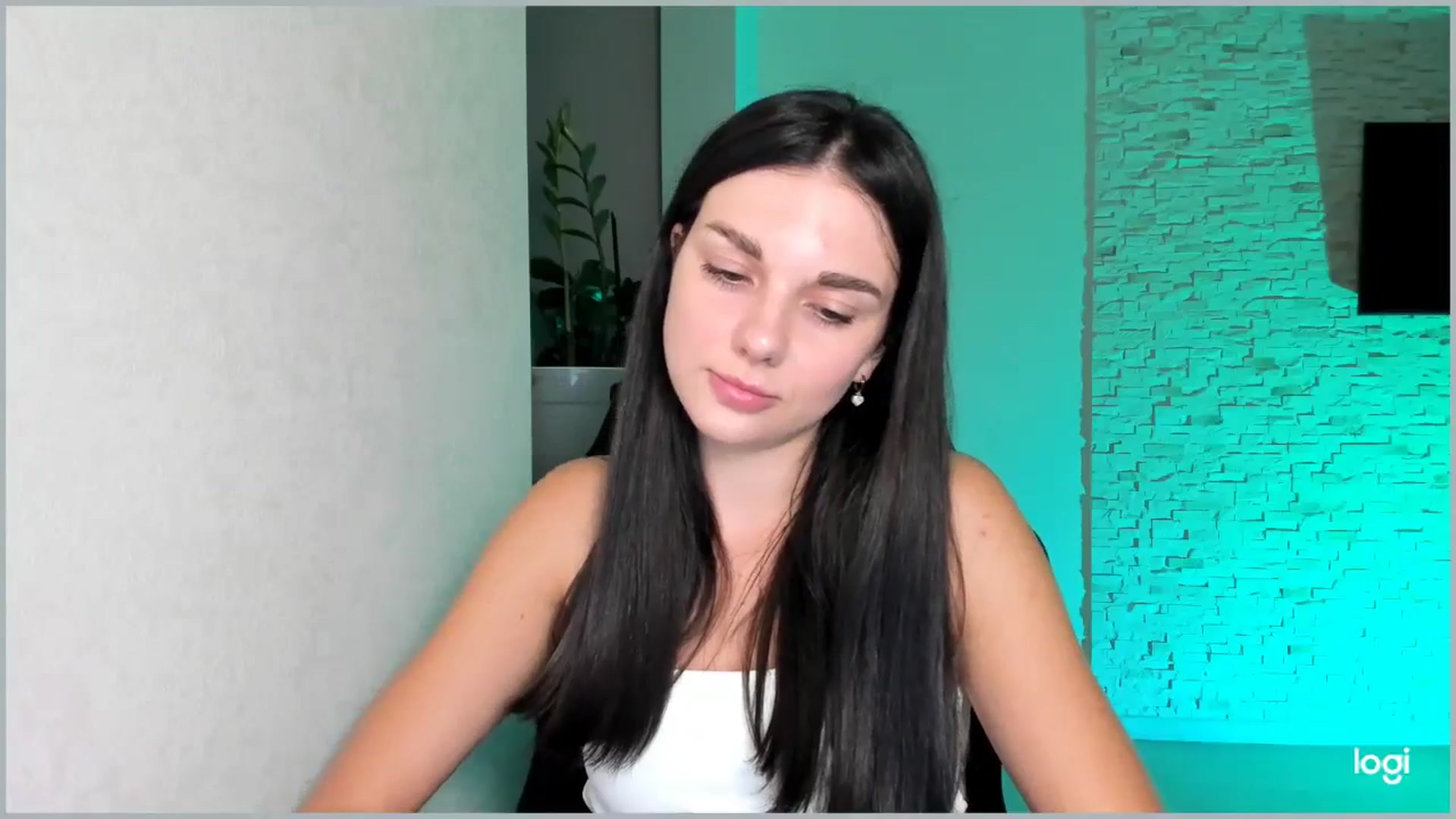 Gallery image thumbnail from Mihellii's myfreecams stream on, 09/24/2024, 19:40 image 10 of 20