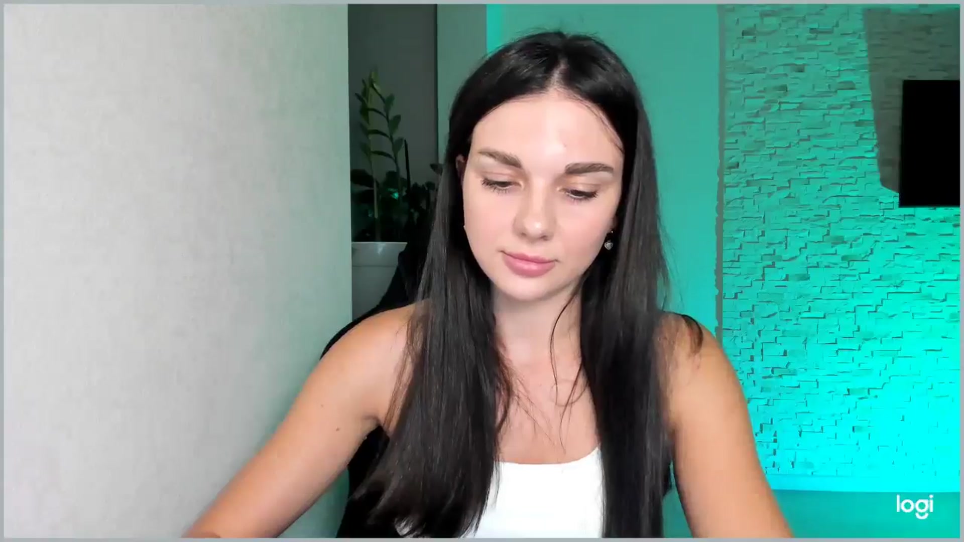Gallery image thumbnail from Mihellii's myfreecams stream on, 09/24/2024, 19:40 image 8 of 20