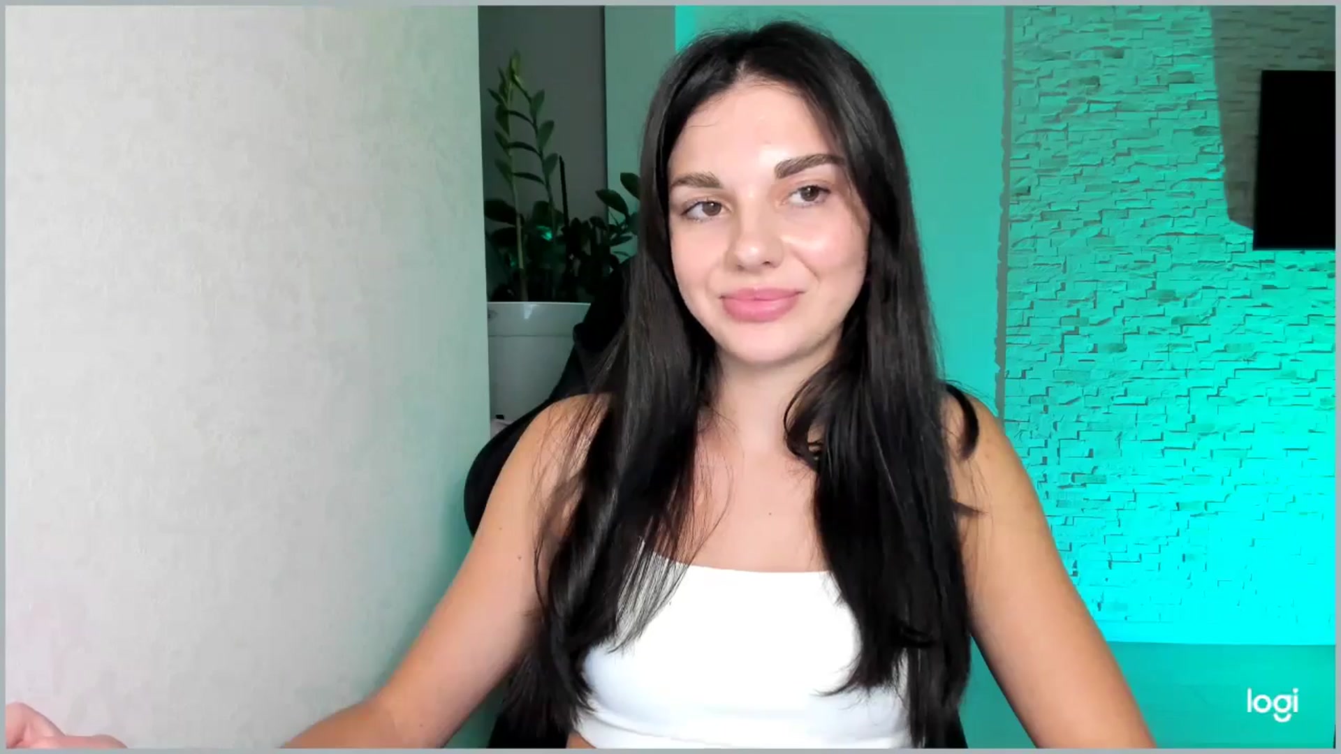 Gallery image thumbnail from Mihellii's myfreecams stream on, 09/24/2024, 19:40 image 16 of 20