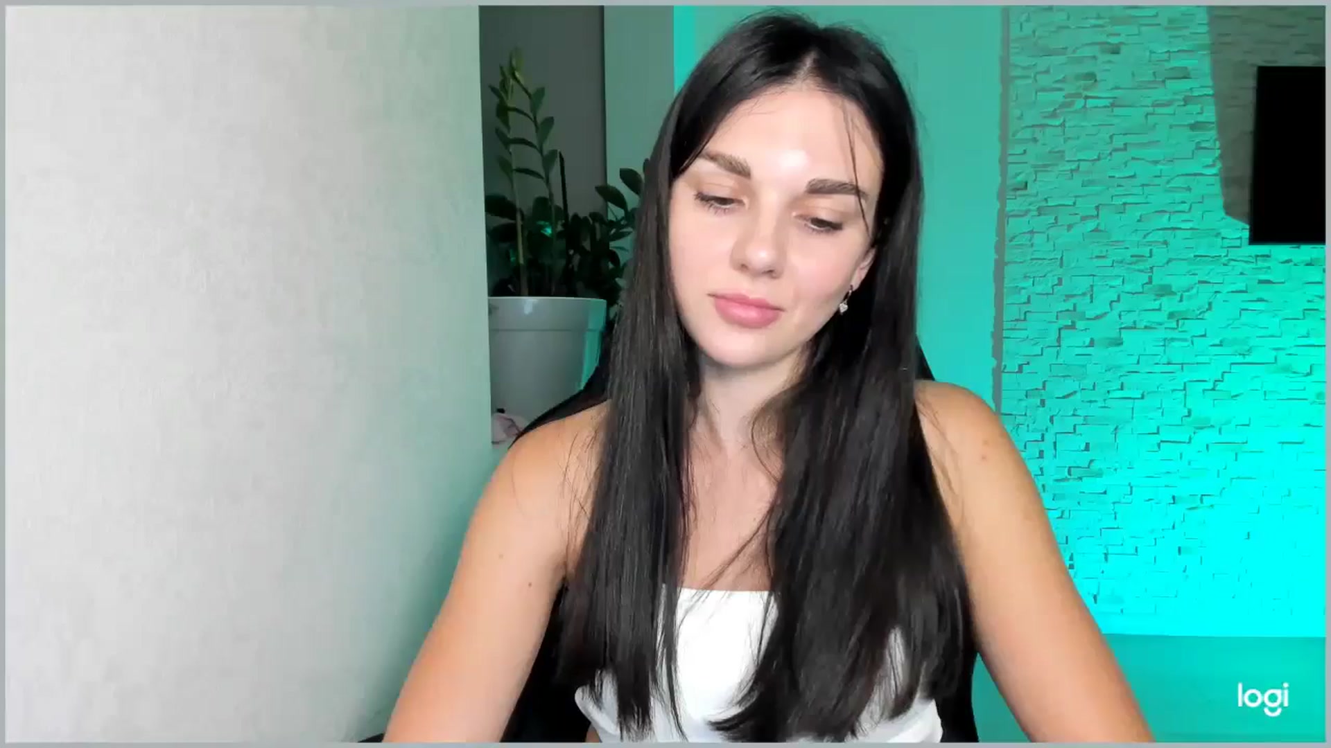Gallery image thumbnail from Mihellii's myfreecams stream on, 09/24/2024, 20:03 image 11 of 20