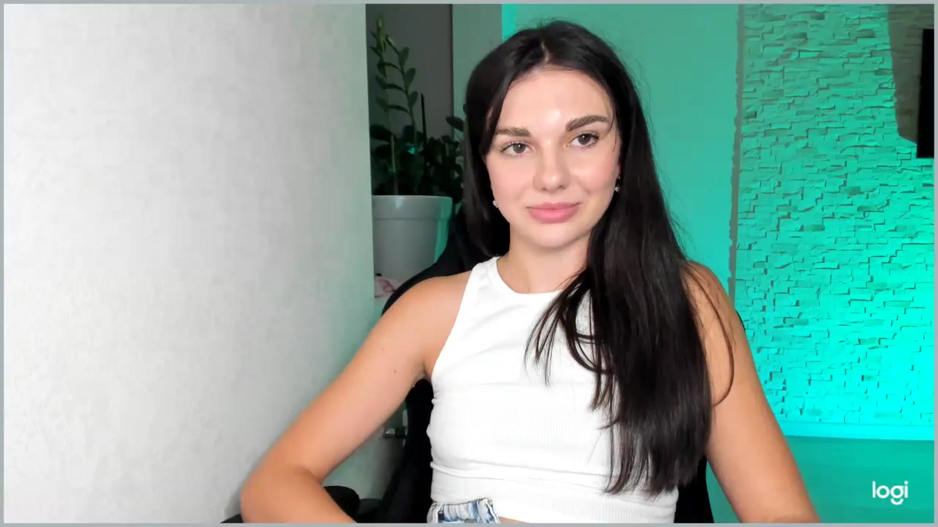 Gallery image thumbnail from Mihellii's myfreecams stream on, 09/26/2024, 17:50 image 18 of 20