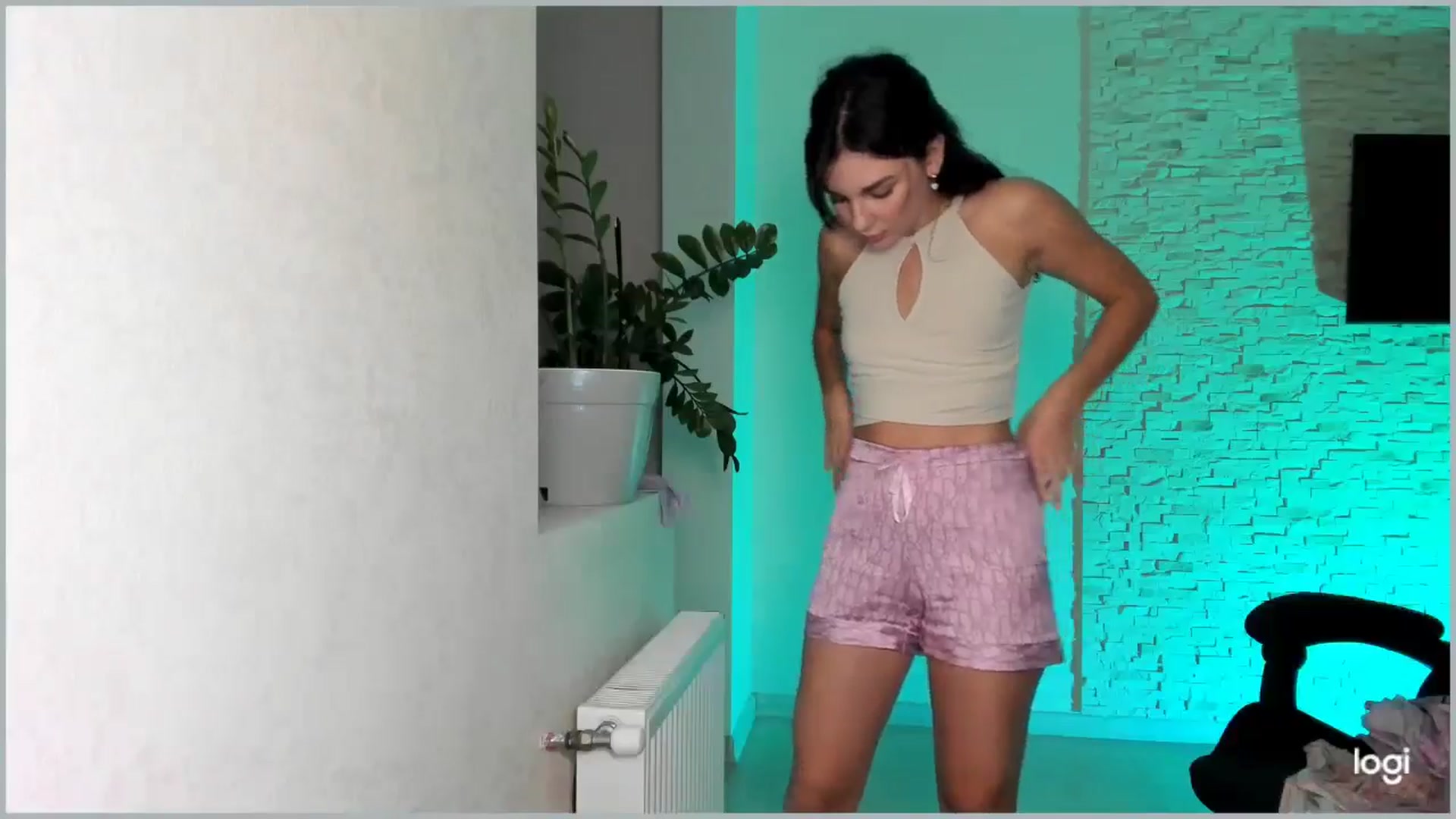 Gallery image thumbnail from Mihellii's myfreecams stream on, 09/27/2024, 16:10 image 3 of 20