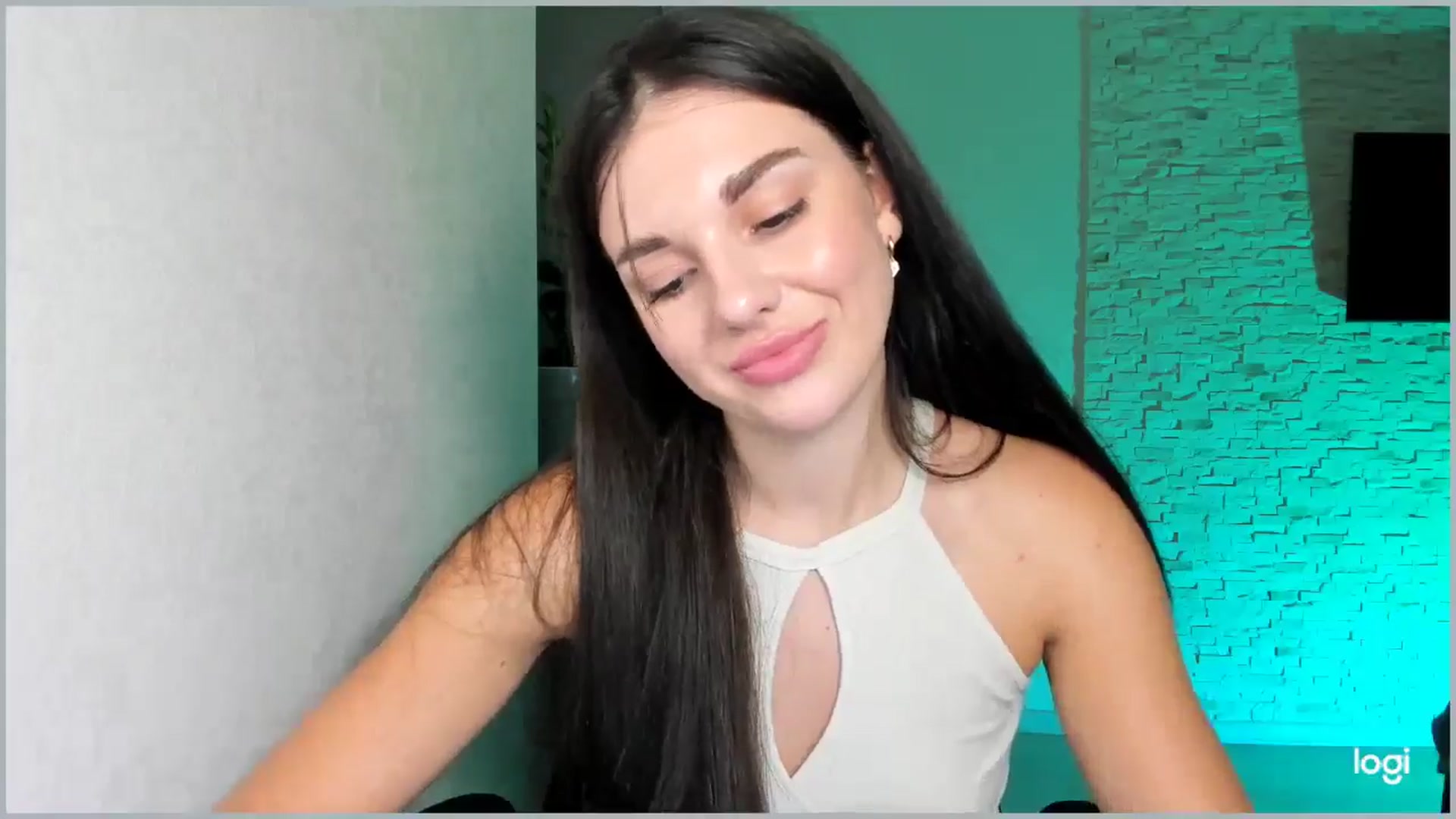 Gallery image thumbnail from Mihellii's myfreecams stream on, 09/27/2024, 16:10 image 9 of 20