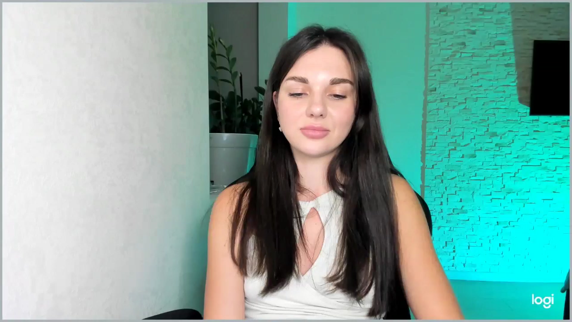 Gallery image thumbnail from Mihellii's myfreecams stream on, 09/27/2024, 17:49 image 14 of 20