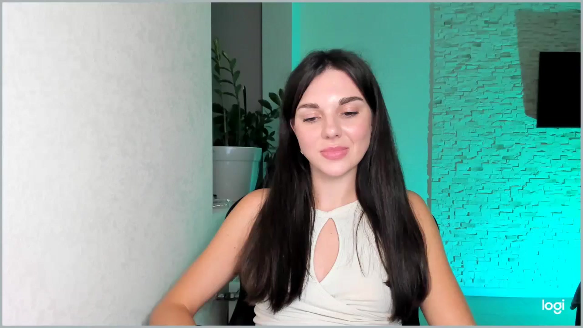 Gallery image thumbnail from Mihellii's myfreecams stream on, 09/27/2024, 20:21 image 3 of 20