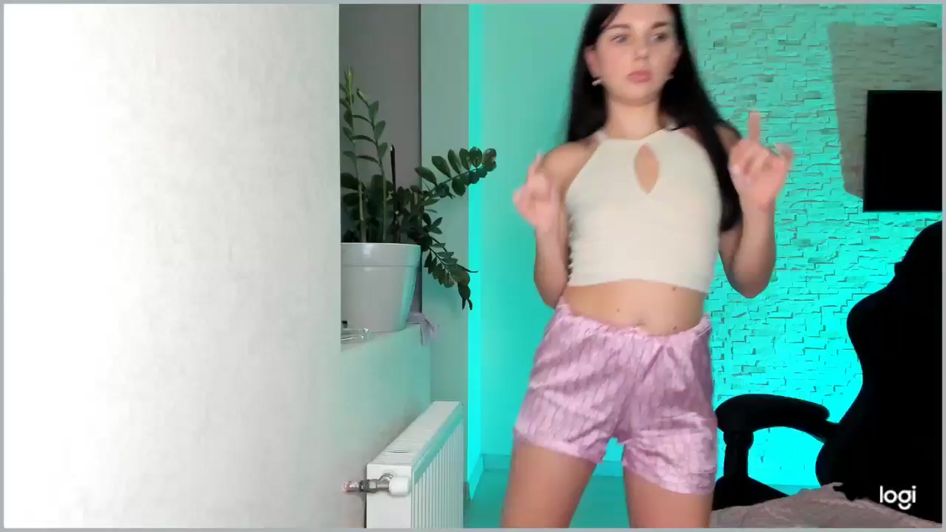 Gallery image thumbnail from Mihellii's myfreecams stream on, 09/27/2024, 20:21 image 17 of 20