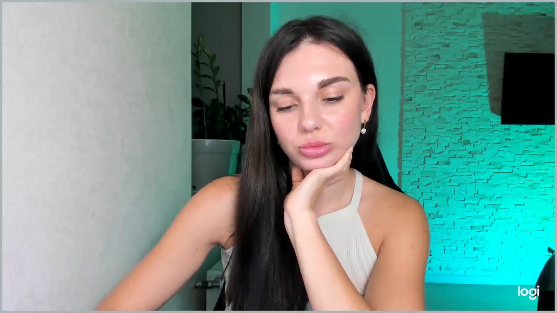 Gallery image thumbnail from Mihellii's myfreecams stream on, 09/27/2024, 22:19 image 3 of 20