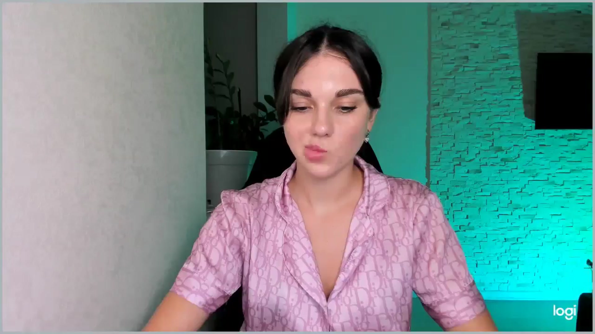 Gallery image thumbnail from Mihellii's myfreecams stream on, 09/29/2024, 17:51 image 6 of 20