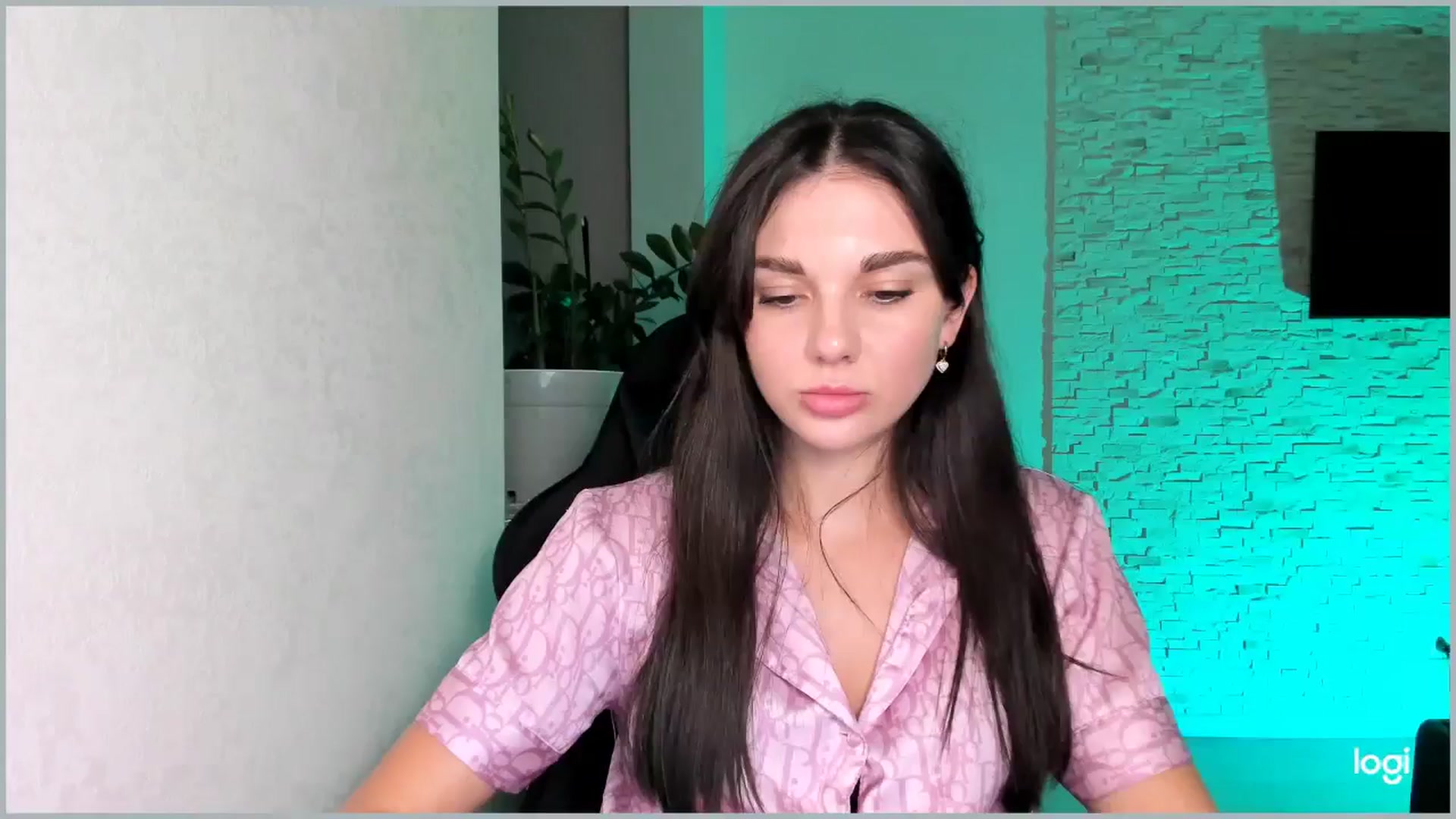 Gallery image thumbnail from Mihellii's myfreecams stream on, 09/29/2024, 17:51 image 18 of 20